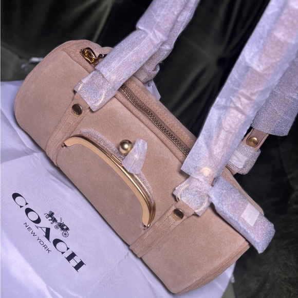 Coach Kisslock Barrel Bag 18 - Picture 5 of 16